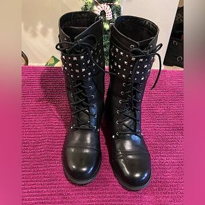 Ladies Harley Davidson Motorcycle Boots, size 9.5, excellent condition.